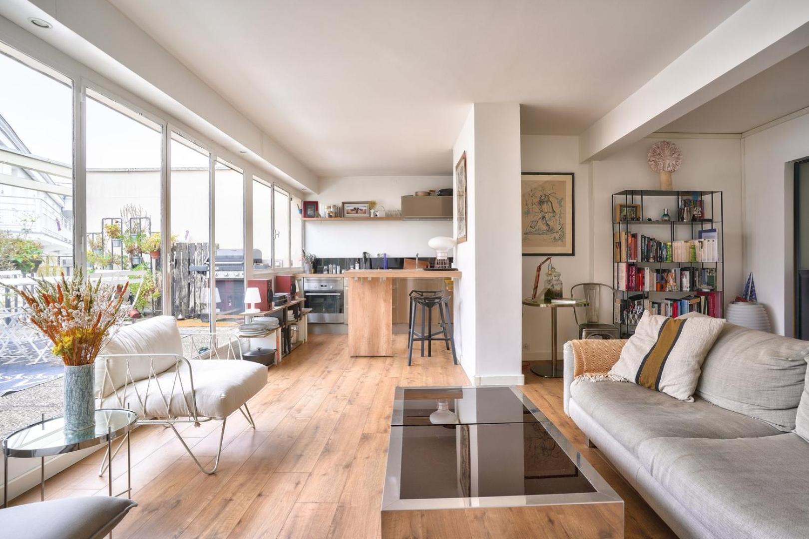 Guestready - Confortable Avec Terrasse Au 18e Paris