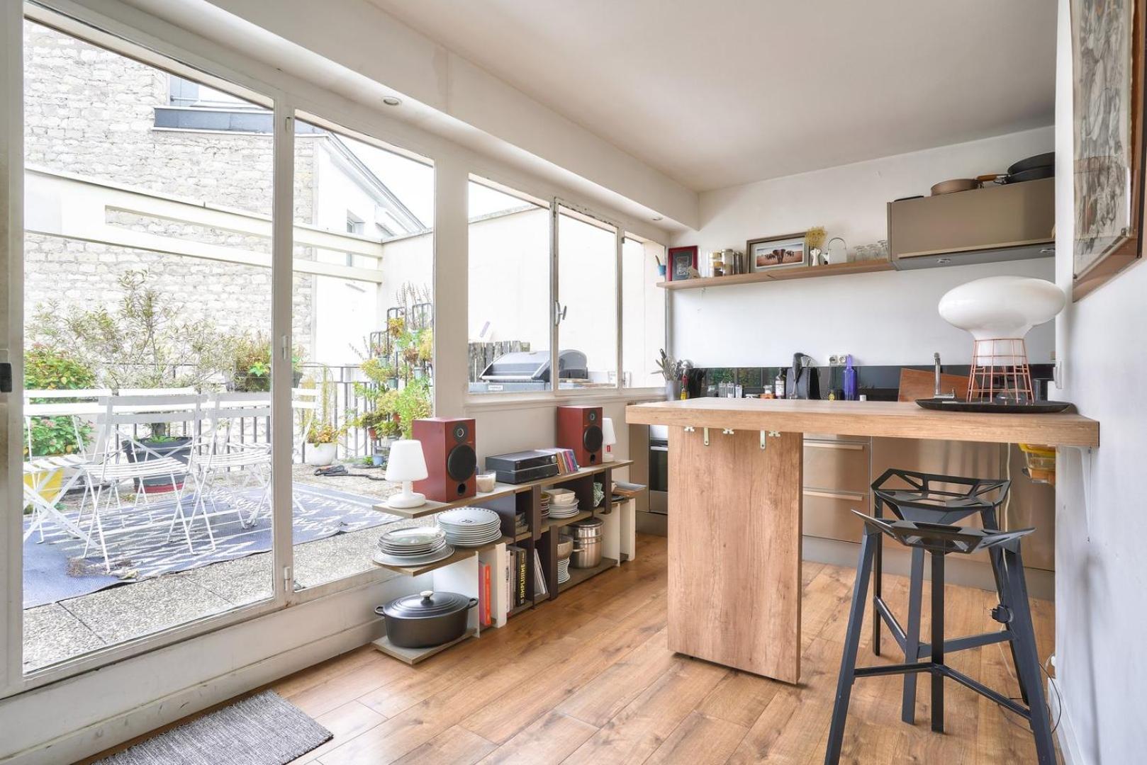 Guestready - Confortable Avec Terrasse Au 18e Apartment